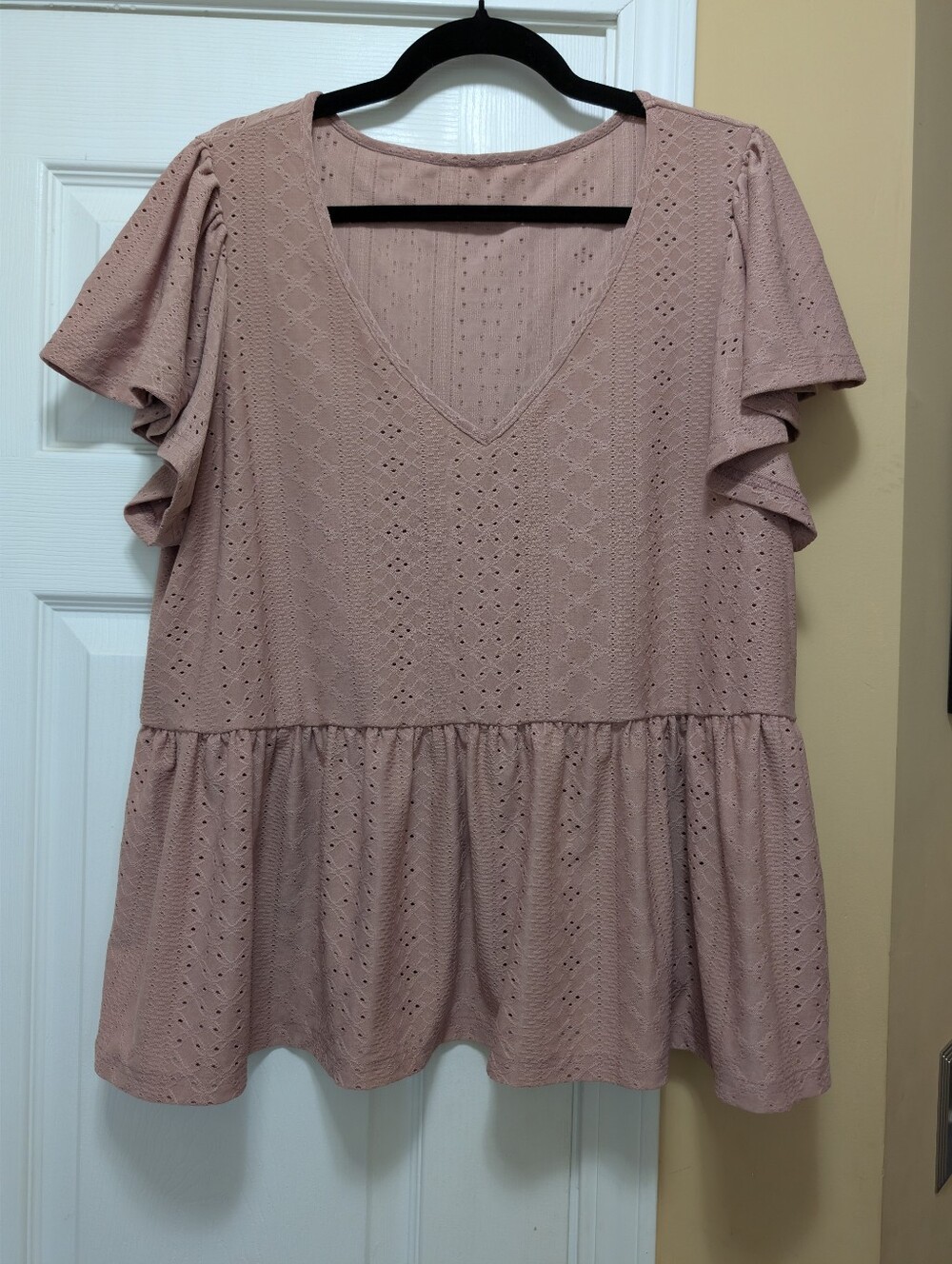 Soft Dusty Mauve Boho Eyelet Flutter Sleeve Swing Blouse